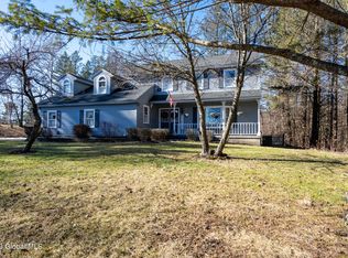 52A Wetsel Rd, Troy, NY 12182