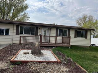 345 Fir St, Green River, WY 82935