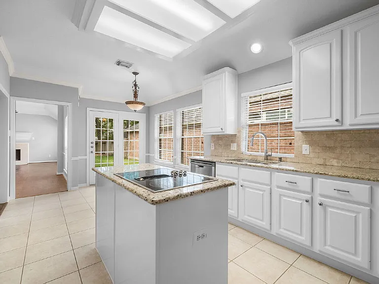 58 W Sienna Pl — Photo 11