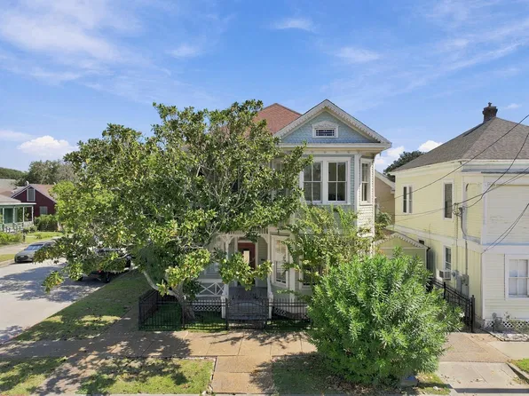 1402 21st St, Galveston, TX 77550
