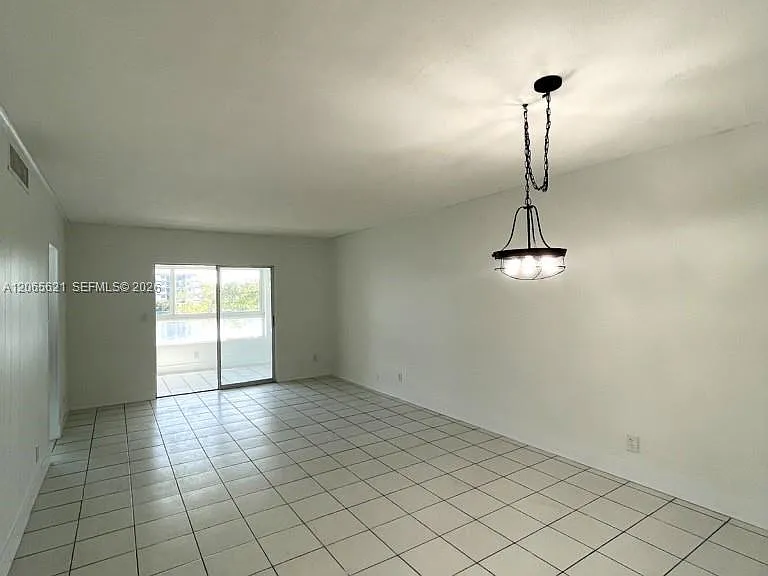 19255 NE 2nd Ave #2224 — Photo 4