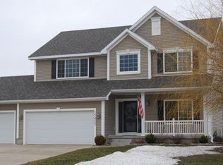 15403 Prairie Ave, Urbandale, IA 50323
