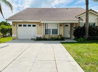 18255 Blue Lake Way, Boca Raton, FL 33498