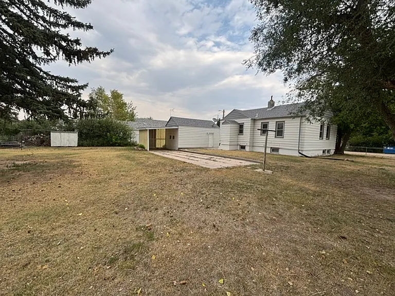 2102 S 3rd Ave — Photo 48