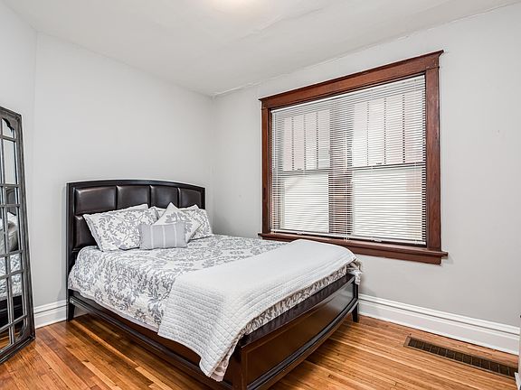 3rd image of 6314 Arsenal St