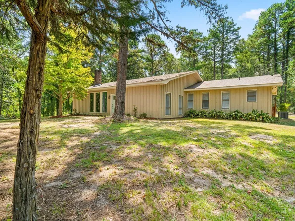 42 Rogers Ln, Foxworth, MS 39483