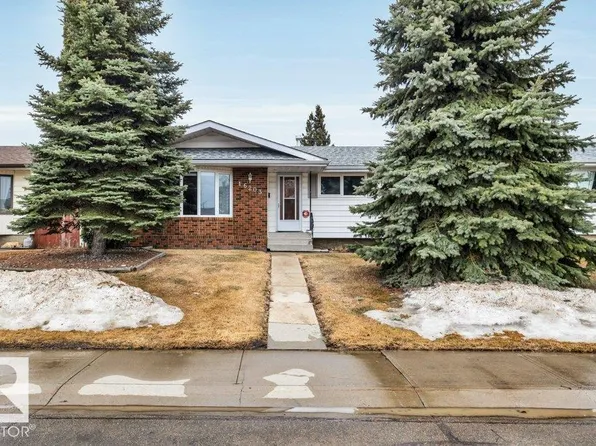16203 86th Ave NW, Edmonton, AB T5R 4C6