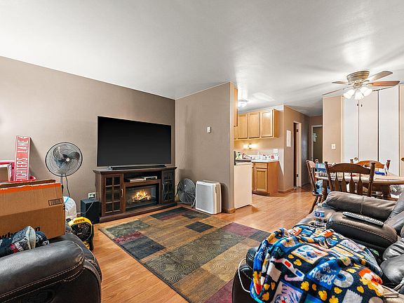 4th image of 8821 Schneider Ave Unit 39