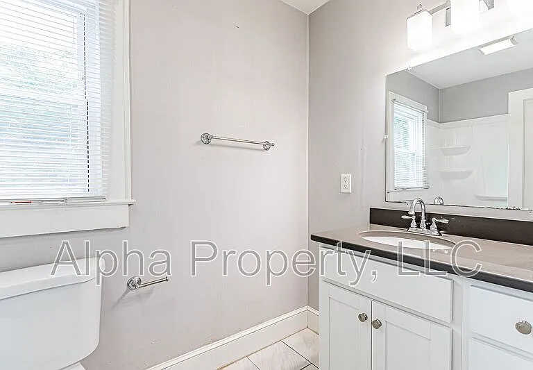 10 Crystal Ave #A — Photo 10