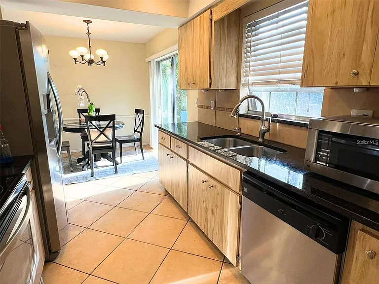 3314 Island Date Cir — Photo 17
