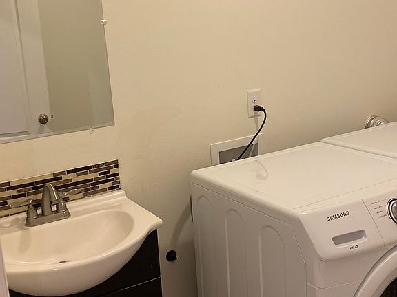 3rd image of 1343 S Monroe St APT 6