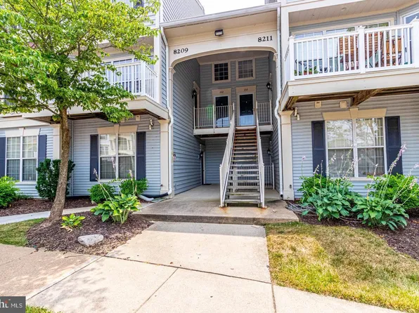 8209 Crossbrook Ct Unit 202, Lorton, VA 22079