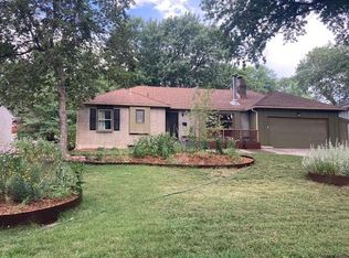 10212 Tracy Ave, Kansas City, MO 64131