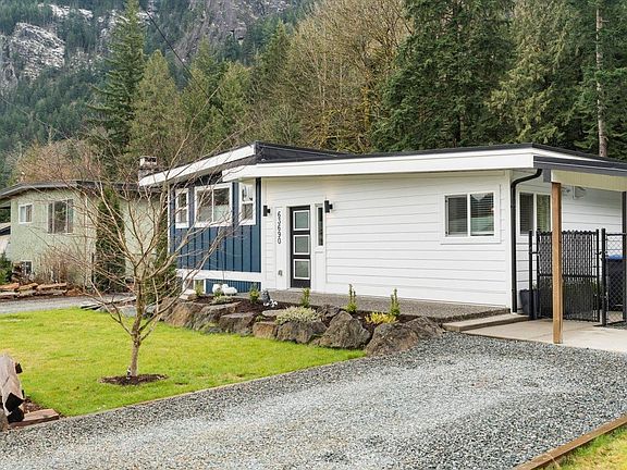 3rd image of 63690 Old Yale Rd