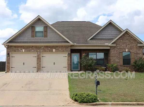 303 Ponderosa Dr, Dothan, AL 36350