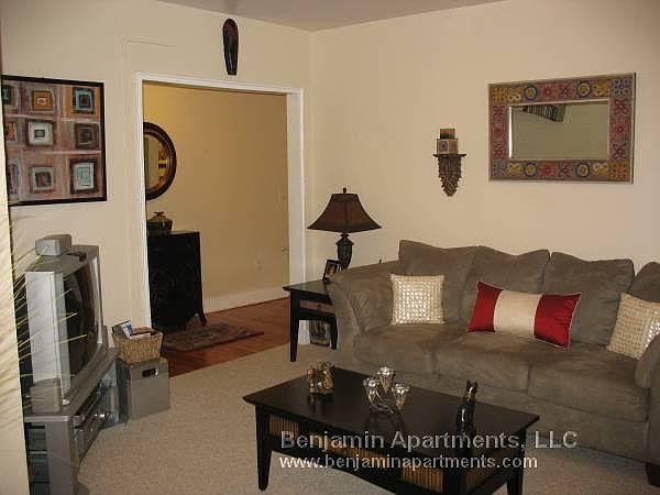 2nd image of 240 Kelton St APT 8Z