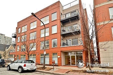 1st image of 2712 Lincolnwood Dr