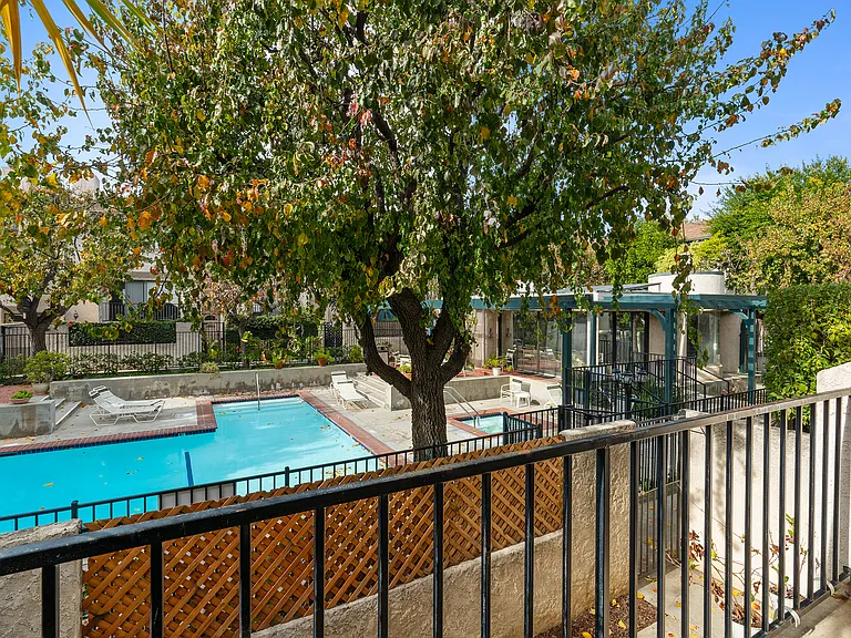 7137 Shoup Ave #31 — Photo 41