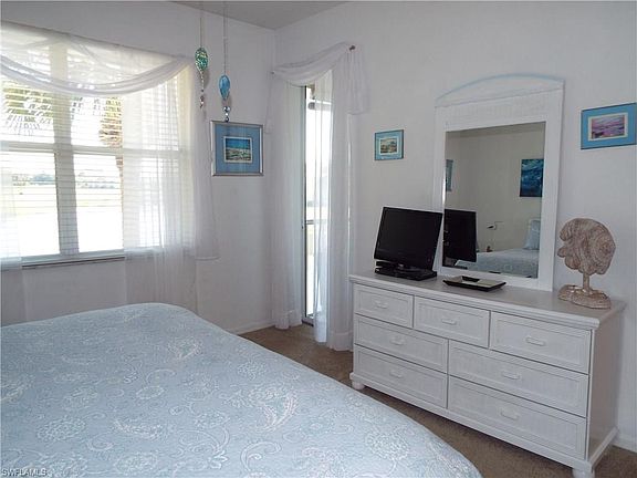 4th image of 2350 Carrington Ct #7-203