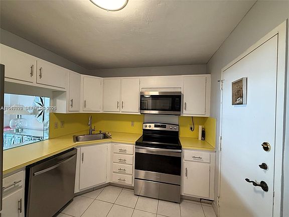 5th image of 1865 S Ocean Dr APT 15C