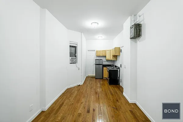 Rented by Bond New York | media 9