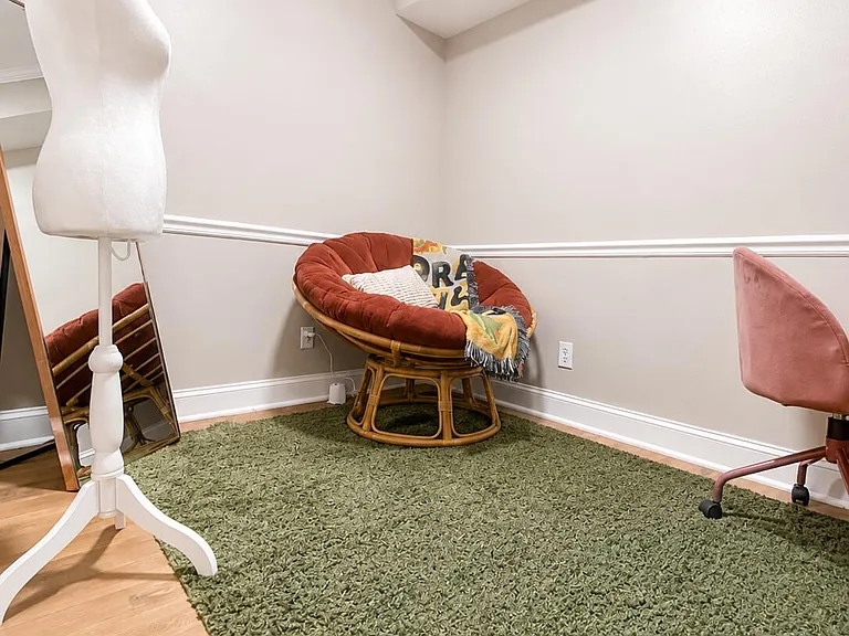 130 Luden Dr #D — Photo 16