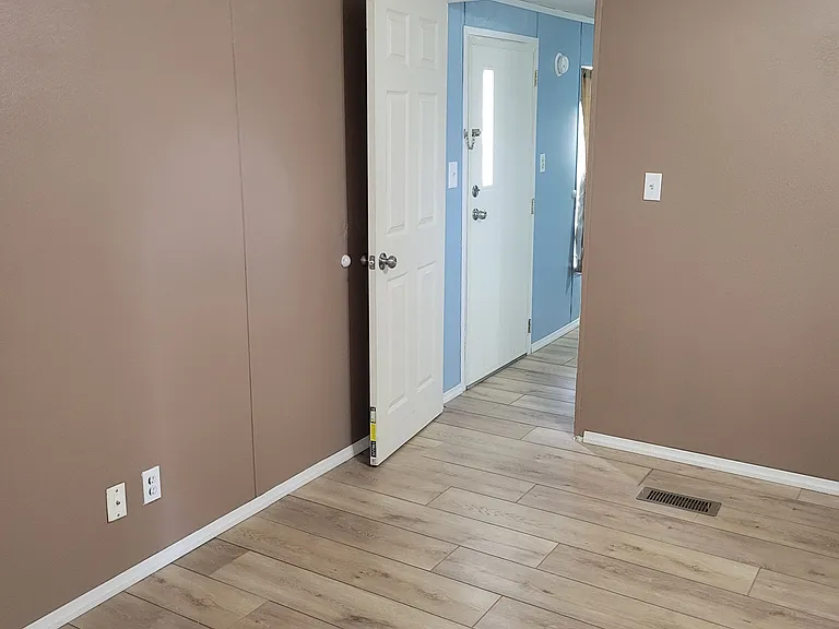 954 N McCue St #35 — Photo 5