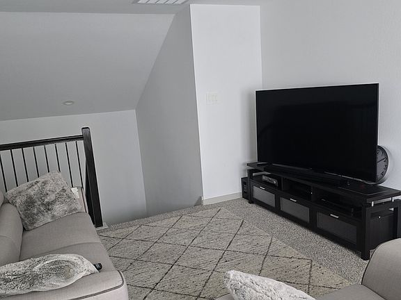 5th image of 4006 Canyon Shore Ln
