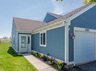 2747 Prairieview Ln S, Aurora, IL 60502