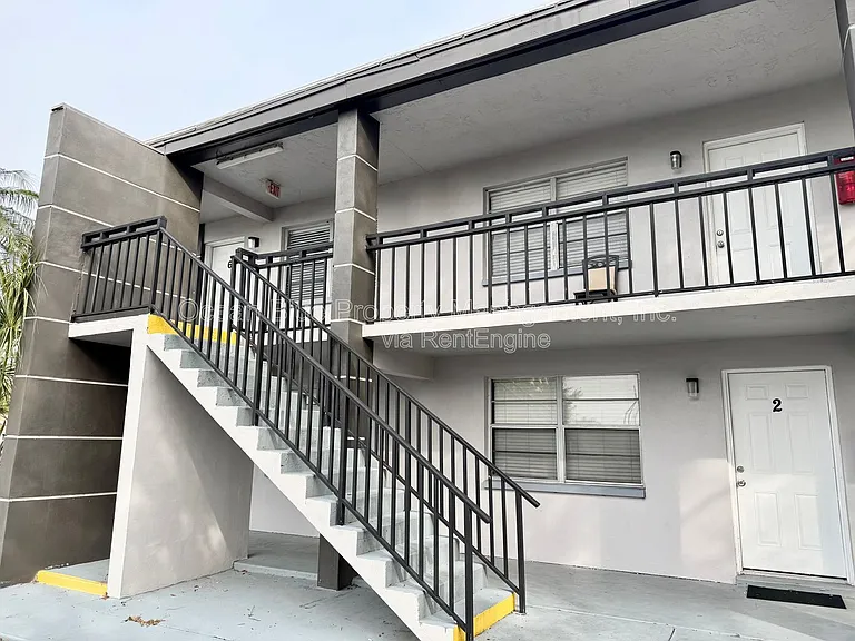309 S Arcturas Ave #9 — Photo 1