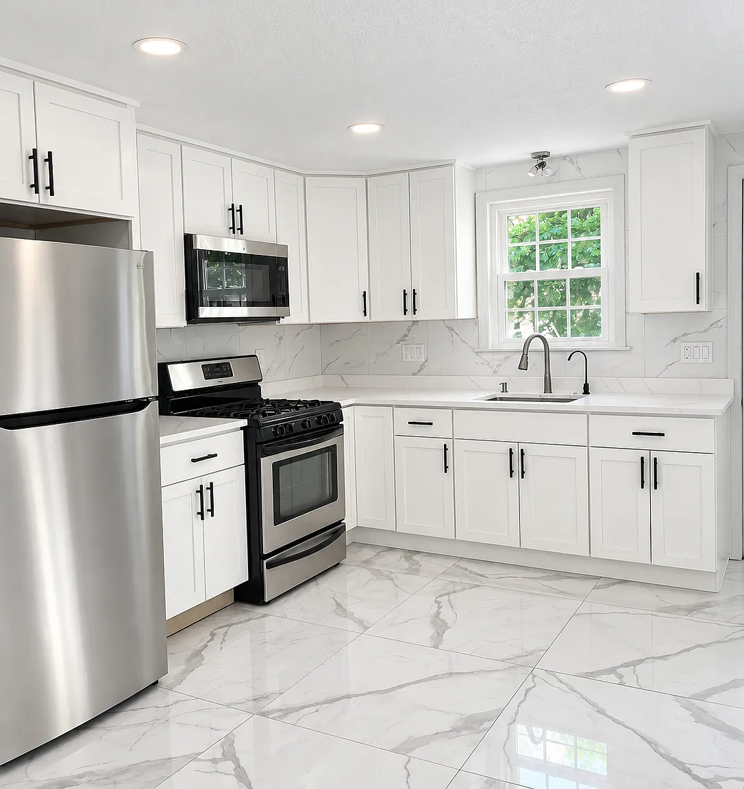 4 bed, 1200 sqft, $3,500 — Photo 2