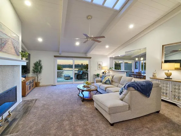 4235 Harrison St, Carlsbad, CA 92008
