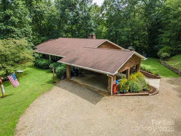 695 Chestnut Mountain Rd, Canton, NC 28716