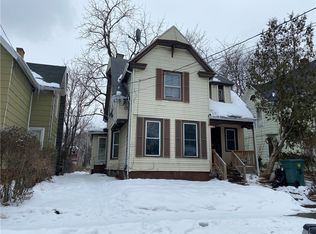 3 8th St, Rochester, NY 14609