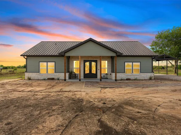 1025 Wyatt Ln, Mc Gregor, TX 76657