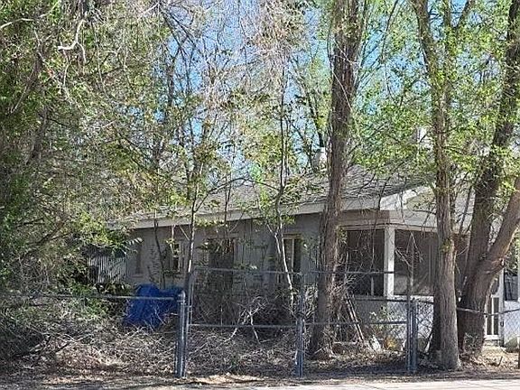 2nd image of 214 Bernard Ave