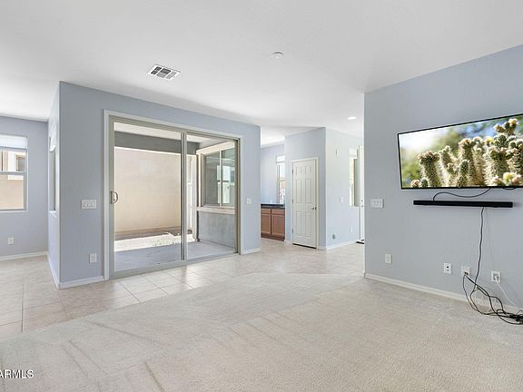 5th image of 3801 E ROBERT Street