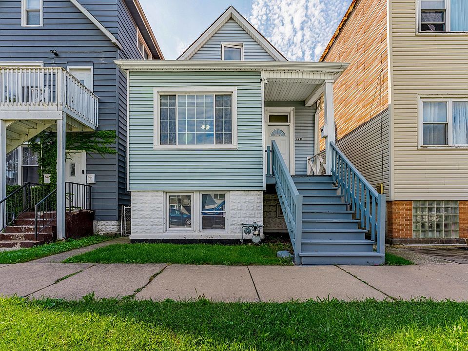 1st image of 4921 W 28th Pl