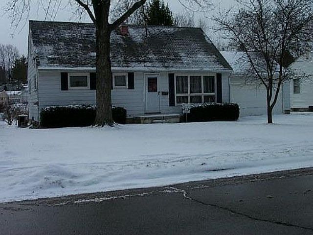 1st image of 210 Kinkel Ave