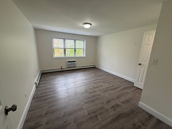 3rd image of 180 Highland St #29