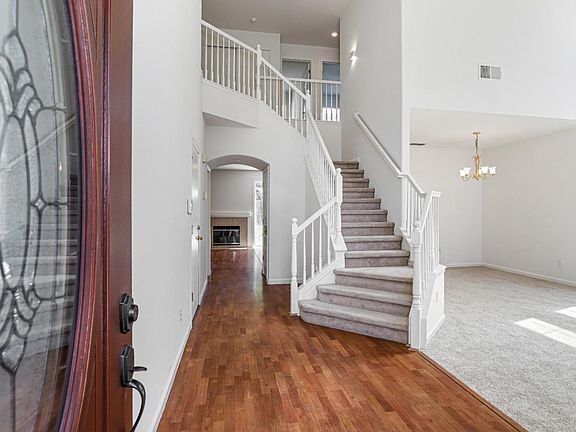 4th image of 4564 Destiny Dr