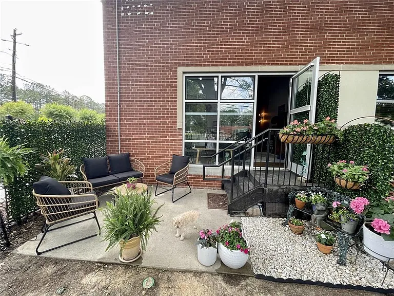 5200 Peachtree Rd #1101 — Photo 23