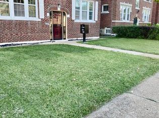 5106 Palm St, Saint Louis, MO