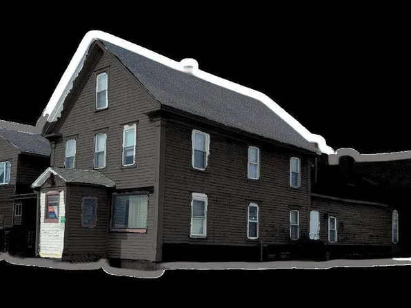 8 Maple St #5, Henniker, NH 03242