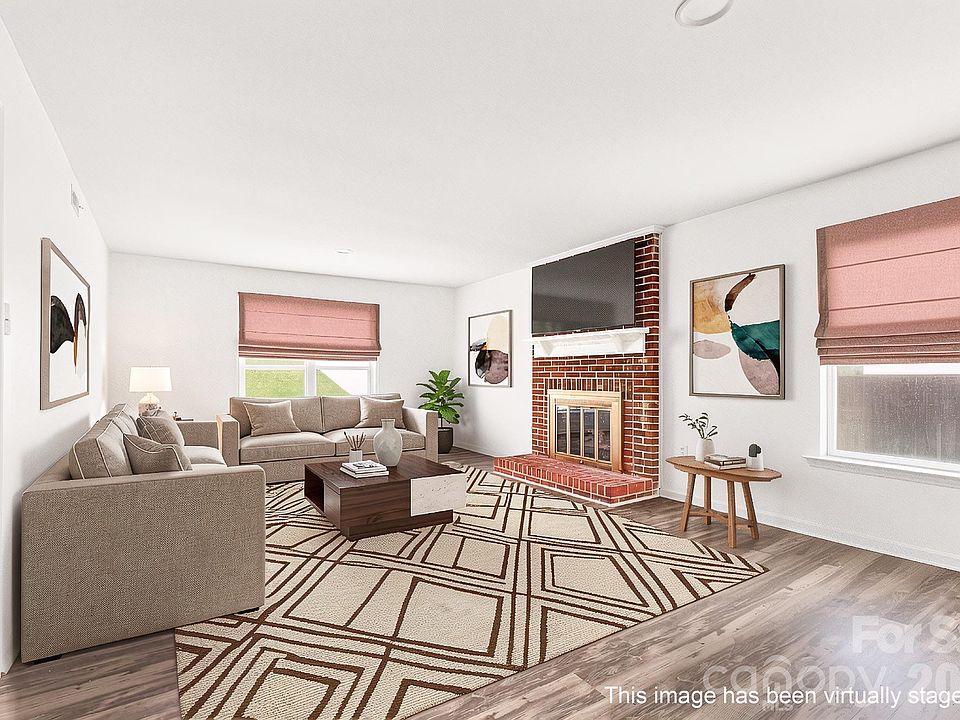 1st image of 616 Silversmith Ln
