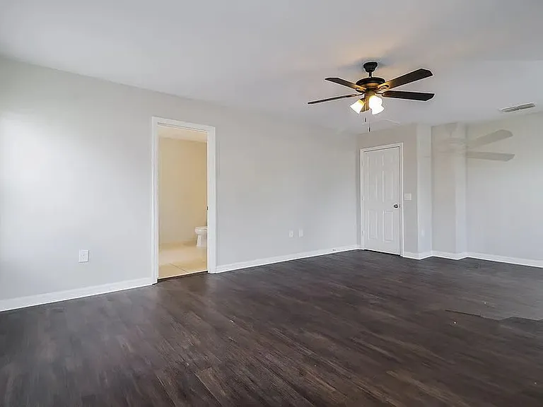 4705 Hardy Mills St — Photo 10