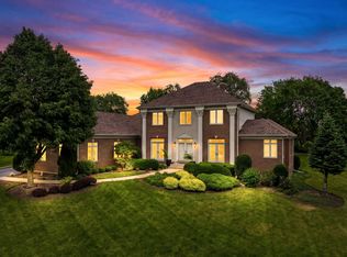 10N767 Newport Ct, Elgin, IL 60124