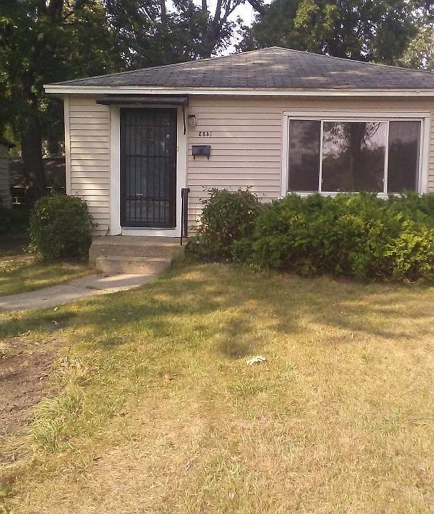 1st image of 1455 Leonard St NE