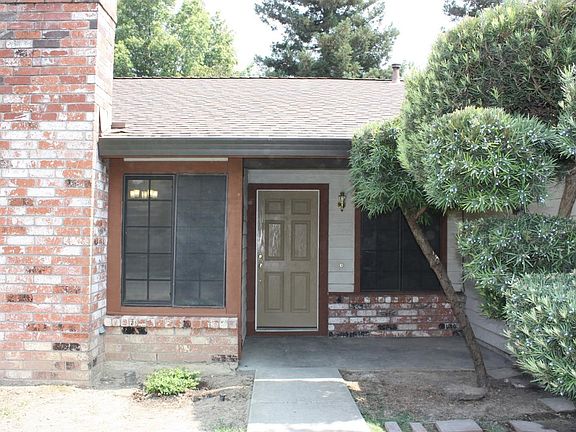 4th image of 3190 Cloudview Dr