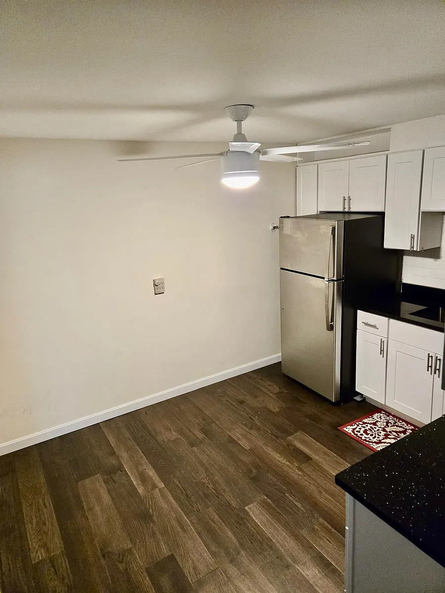 Building Photo - 15 Walbridge St #23